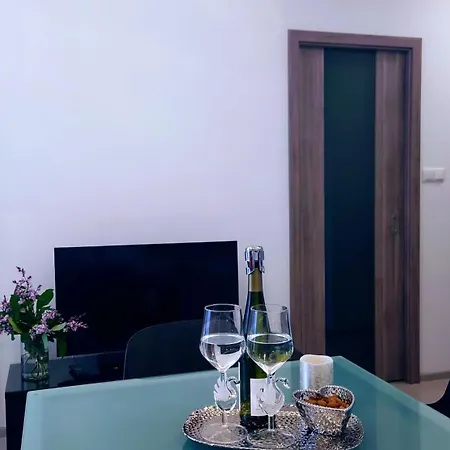 Nicetoseeyou Centrum * ורשה